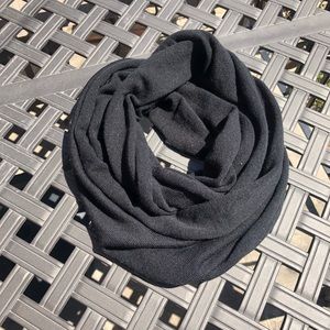2/$15 Aldo circle scarve
